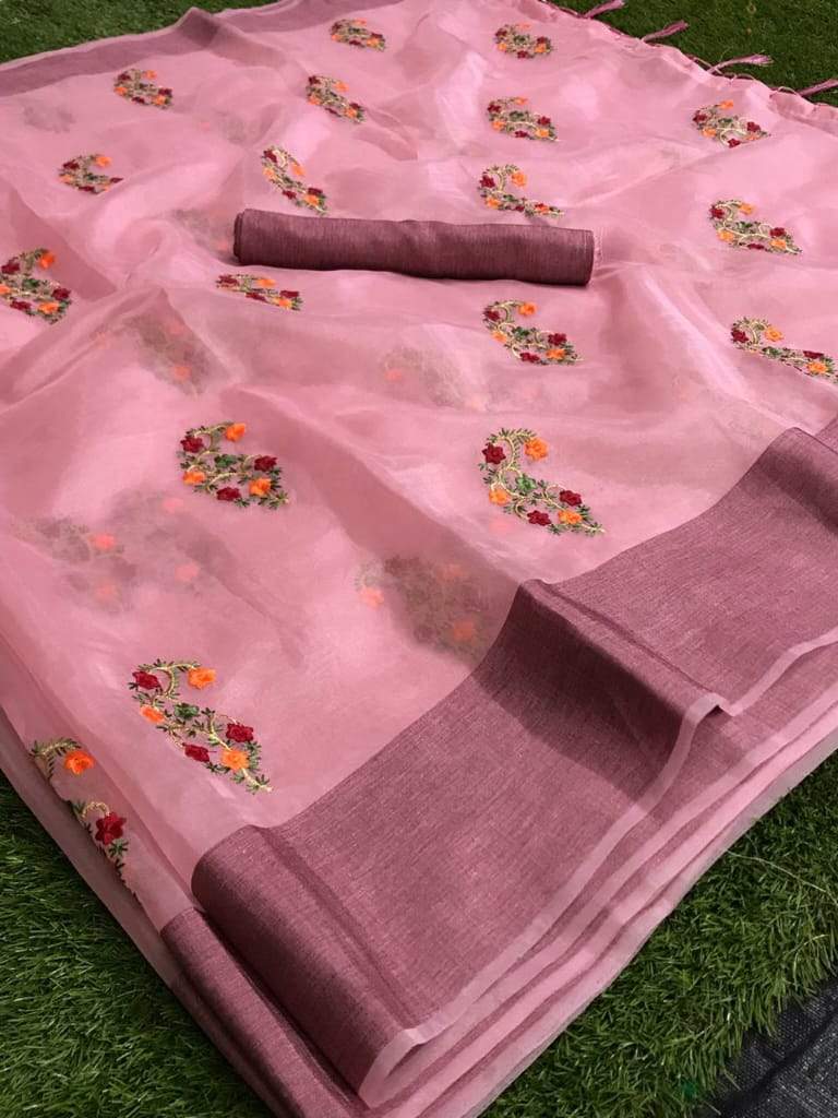Light Pink Color Linen Saree With Blouse Piece